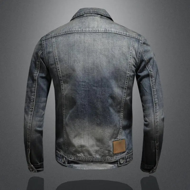 Denim Jacket – Flap Pockets & Structured Seams