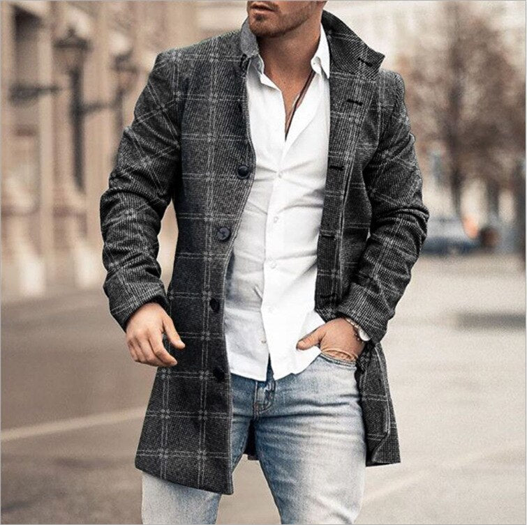 Men's Plaid Coat with Button-Up Front and Tailored Collar